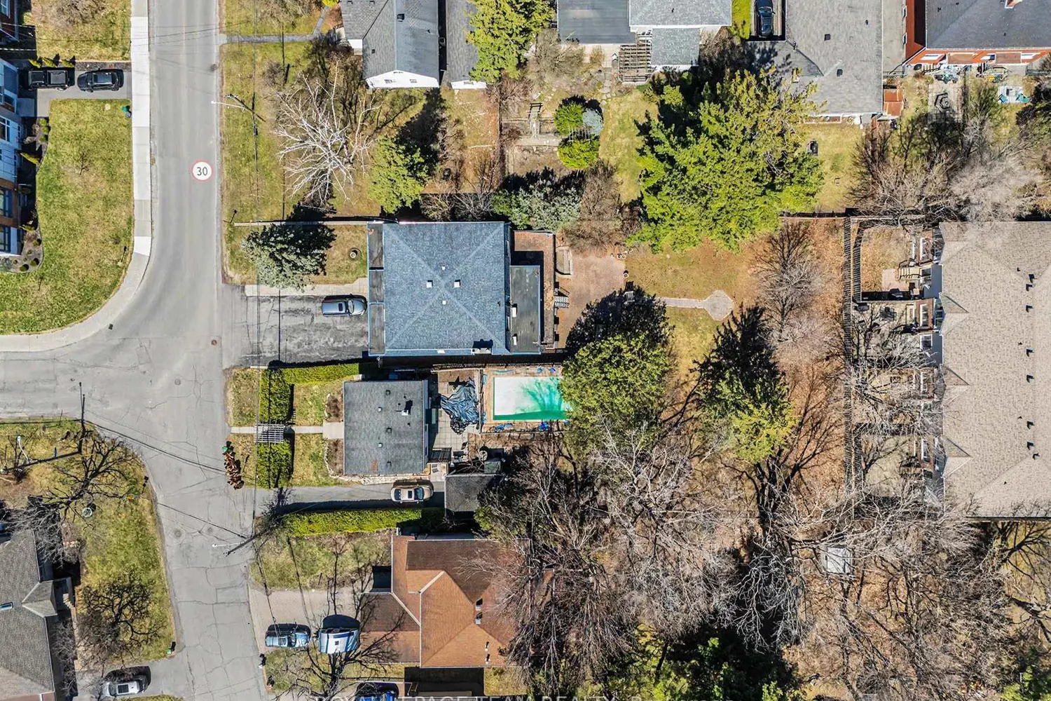 Additional image 12 of 429 Ancaster Avenue