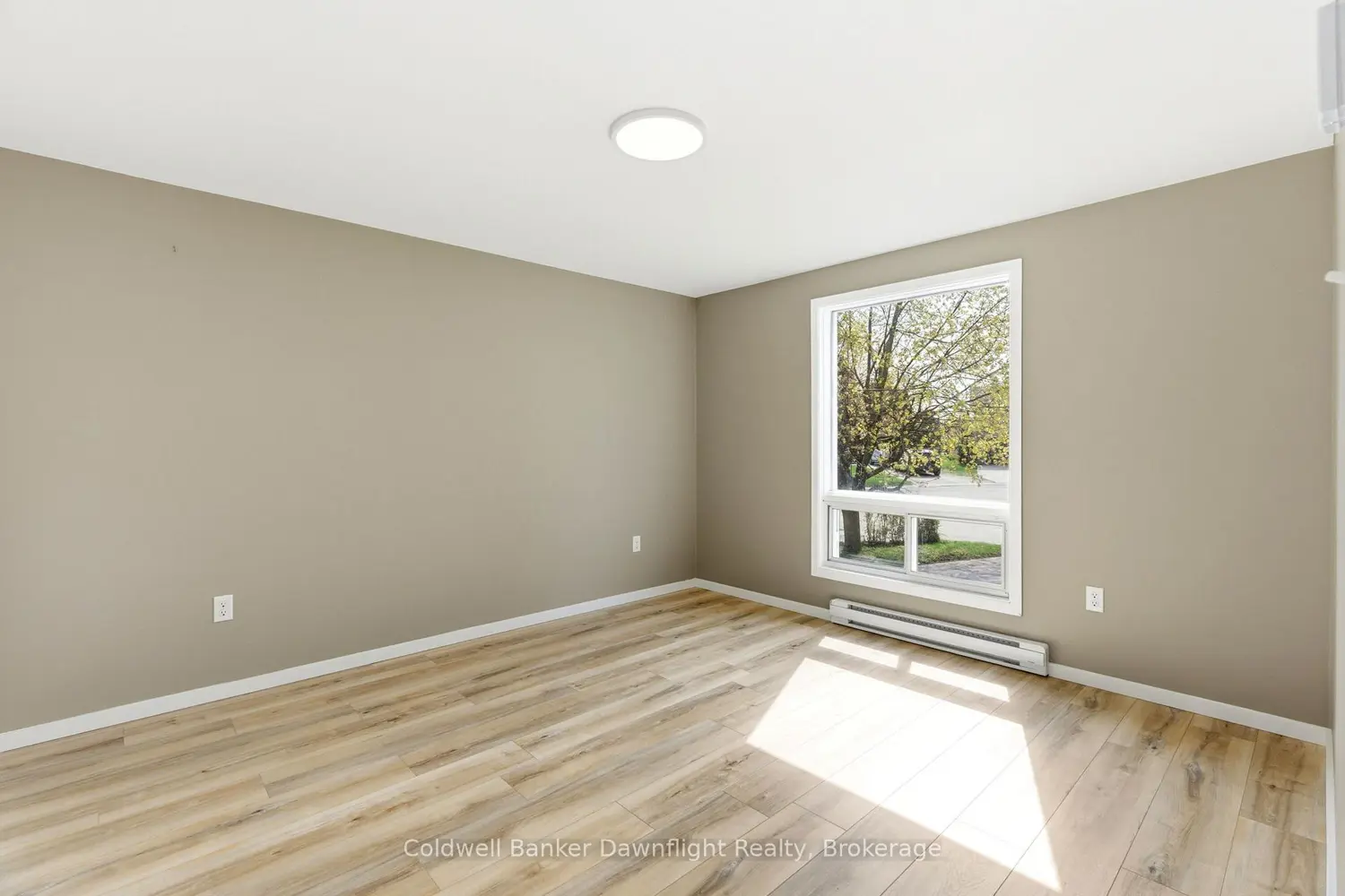 Additional image 10 of 516 Maitland Court