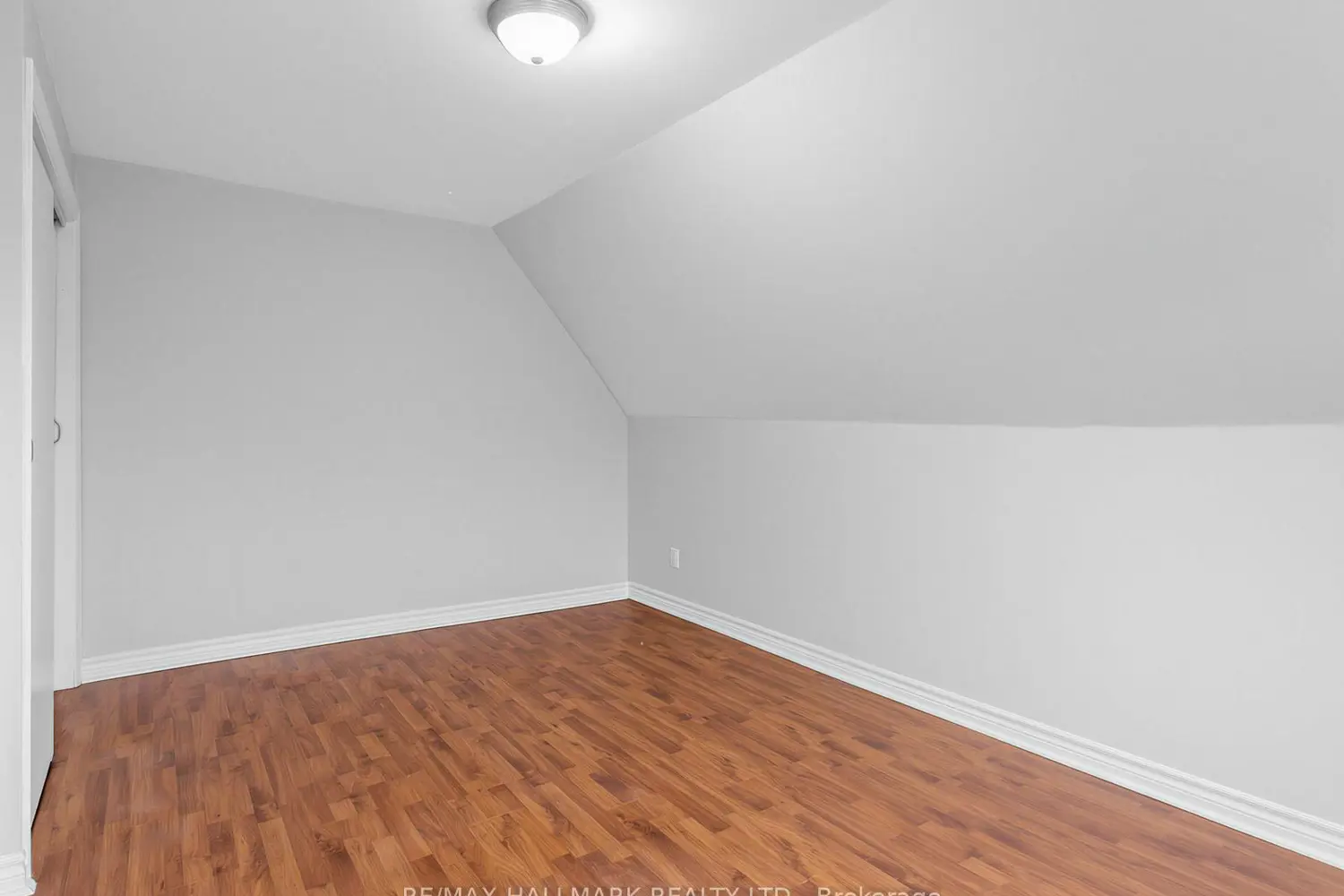 Additional image 11 of 276 Grace Street