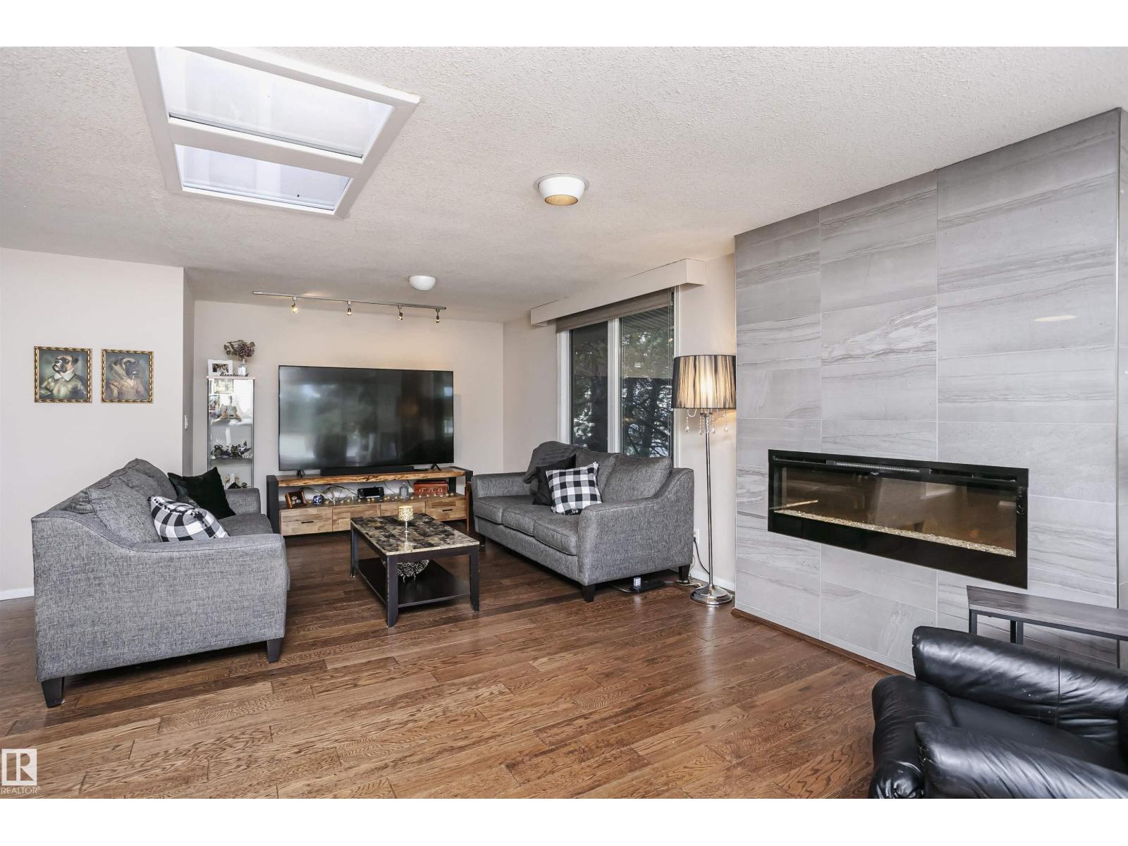 Additional image 3 of 14719 59 Avenue NW, Edmonton, AB, T6H4T5