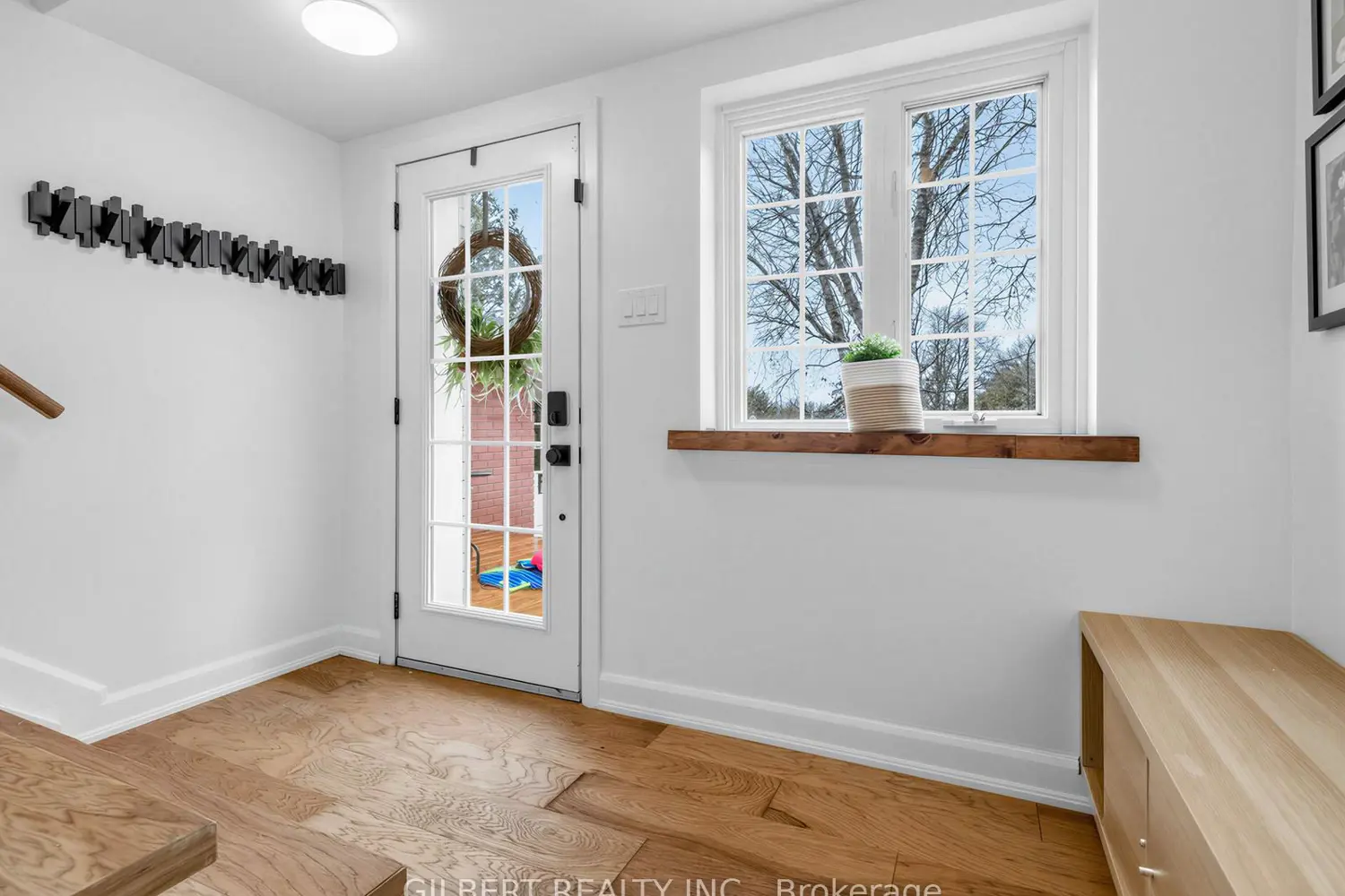 313 Winnifred Drive photo 4