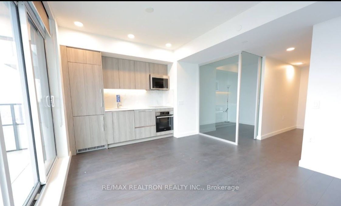 Additional image 4 of 4810-38 Widmer Street, Toronto, ON, M5V 0P7
