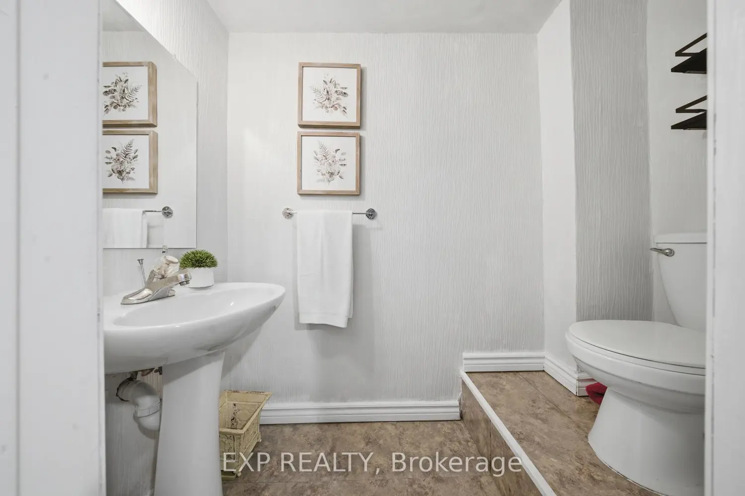 Additional image 17 of 2779 Gananoque Drive 40