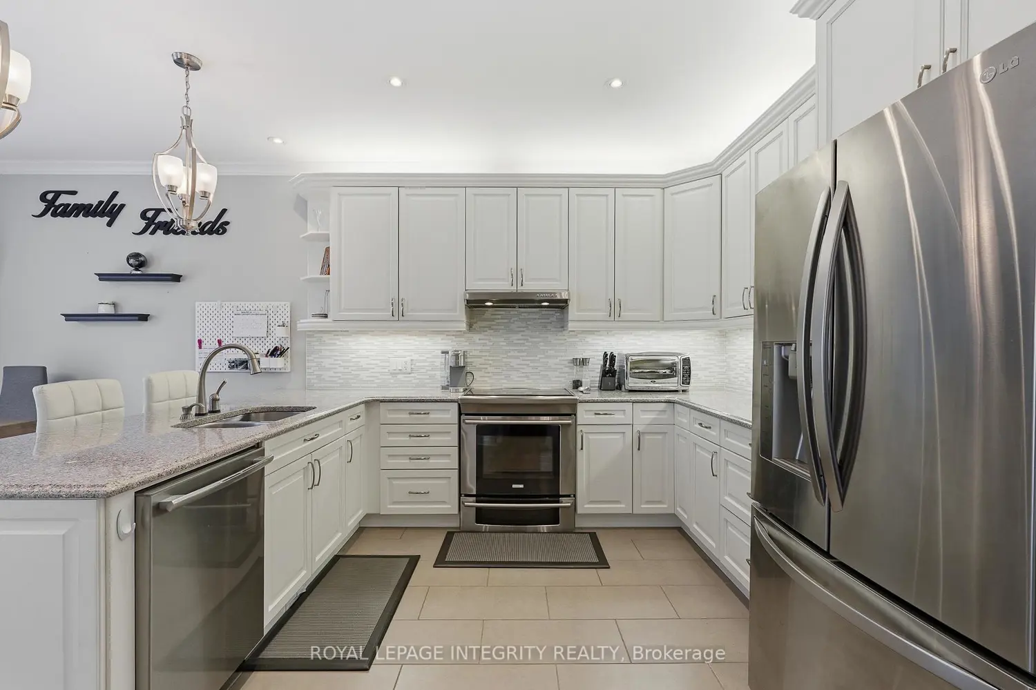 109 Soleil Avenue photo 5