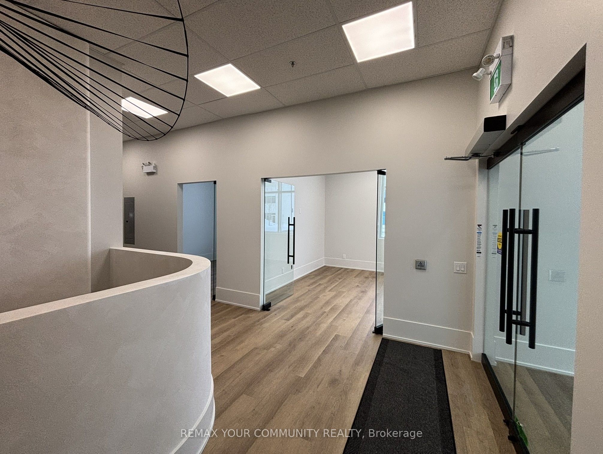 Additional image 6 of Unit 1-135 Addison Hall Circle, Aurora, ON, L4G 3X8