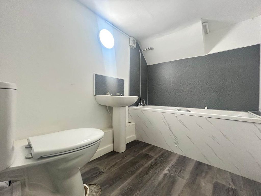 Additional image 4 of 1 bed flat to rent47 North Parade, Aberystwyth SY23