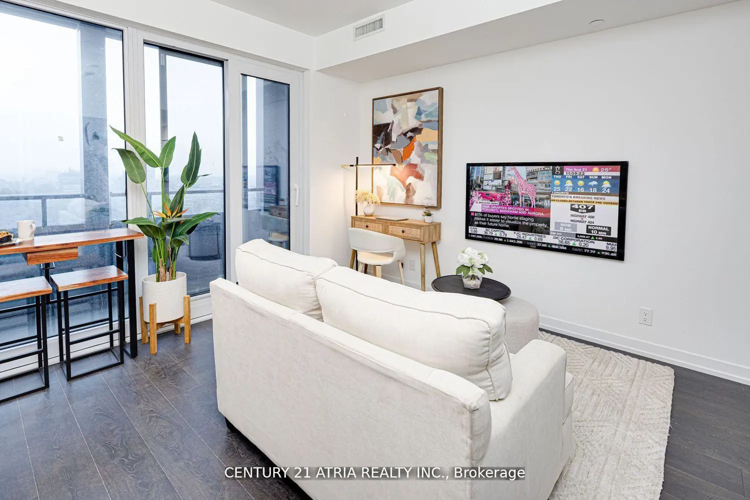 2020 Bathurst Street 1810