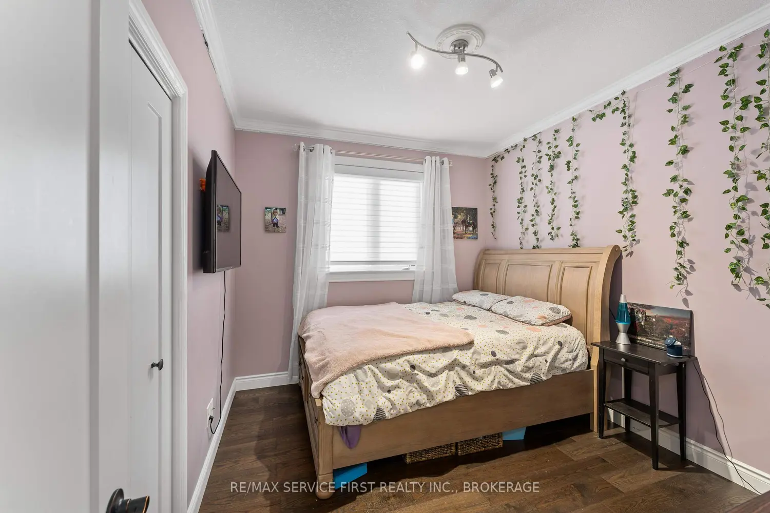 Additional image 9 of 141 Champagne Crescent