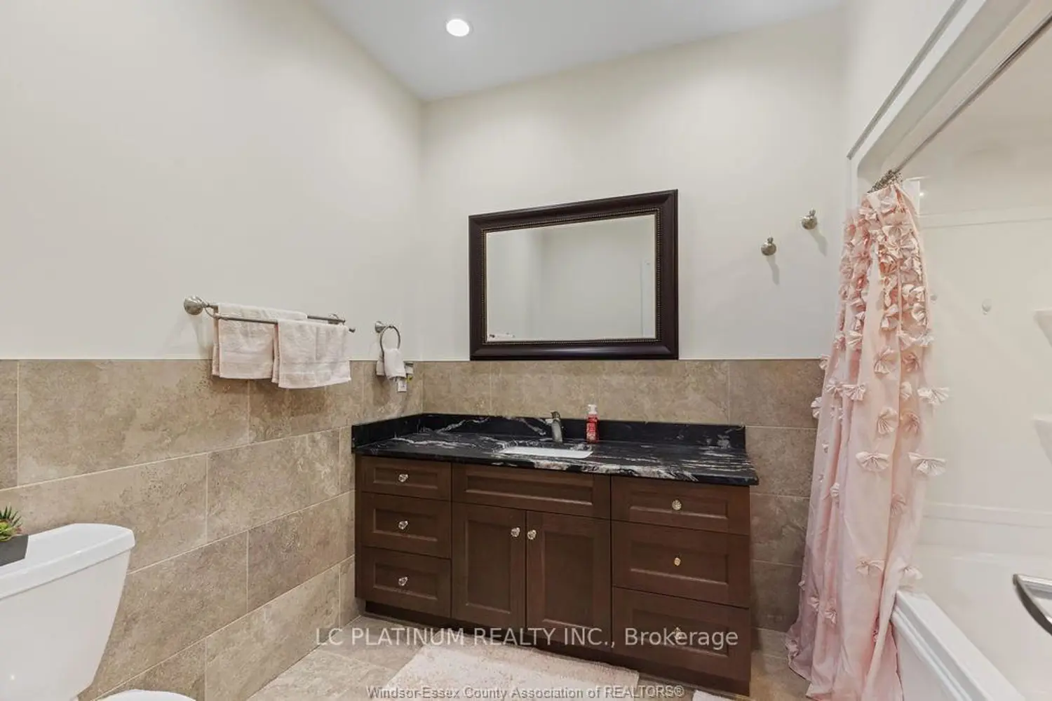 Additional image 12 of 3740 Donato Drive