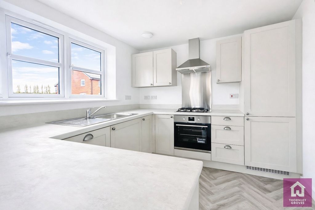 Additional image 6 of 3 bed detached house to rentOak Road, Queensgate, Deeside, Flintshire CH5