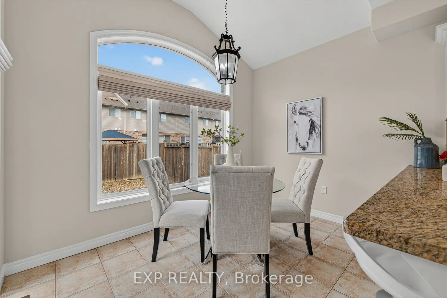 Additional image 8 of 100 Garinger Crescent