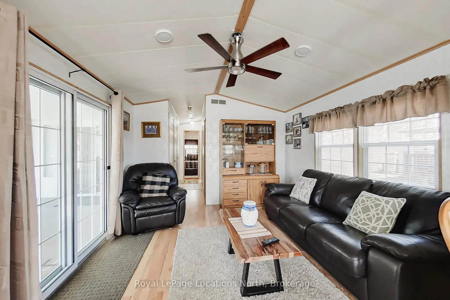 2 Wasaga Pines Lane photo 3
