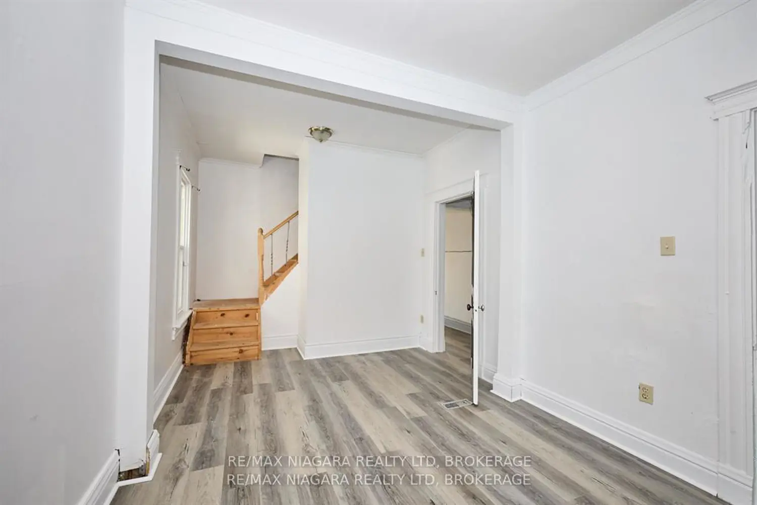 Additional image 16 of 105A Welland Avenue