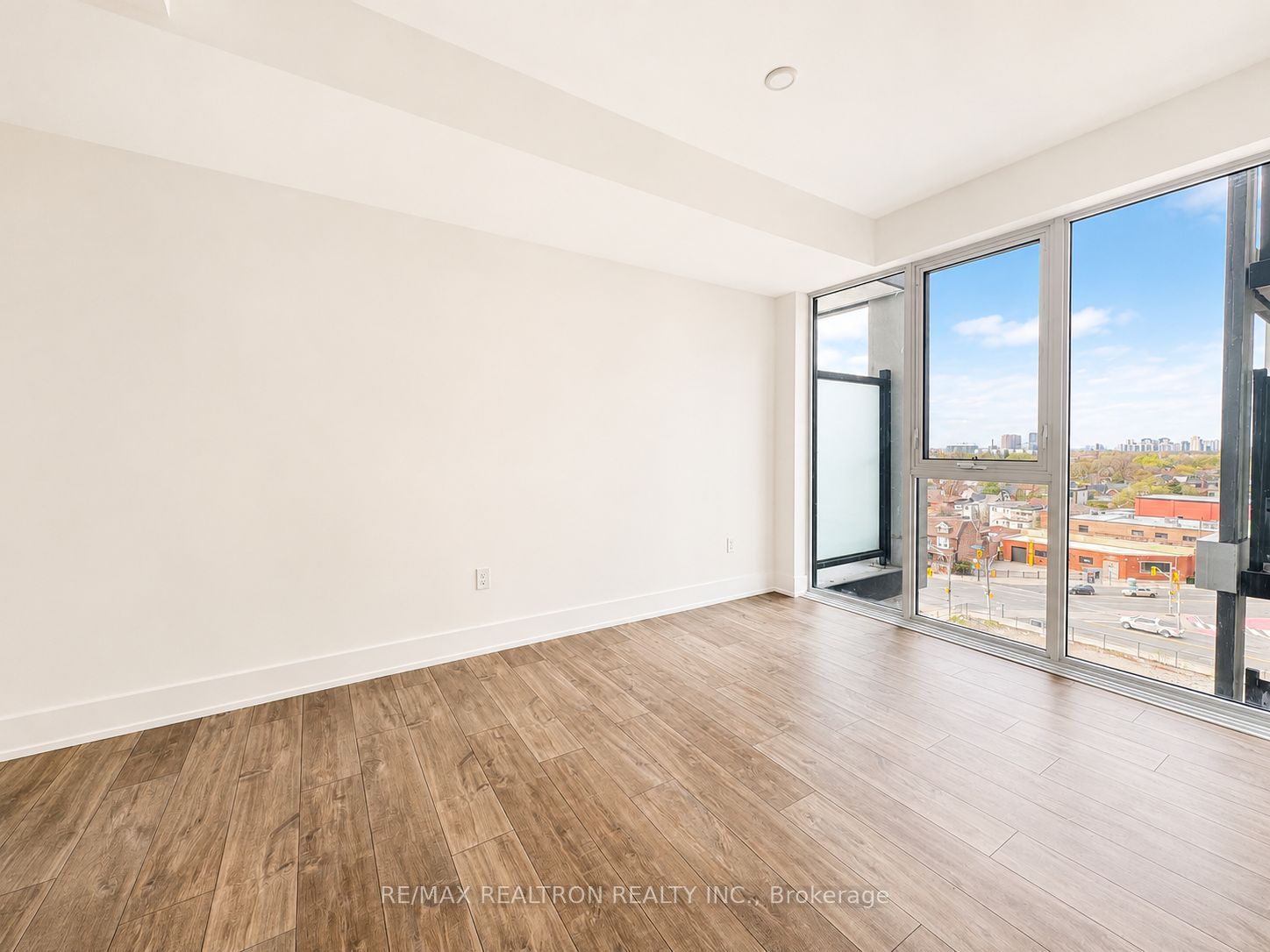 Additional image 3 of 701-858 Dupont Street, Toronto, ON, M6G 0C1