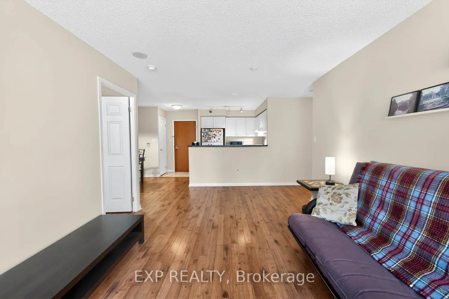 Additional image 8 of 23 Lorraine Drive 517