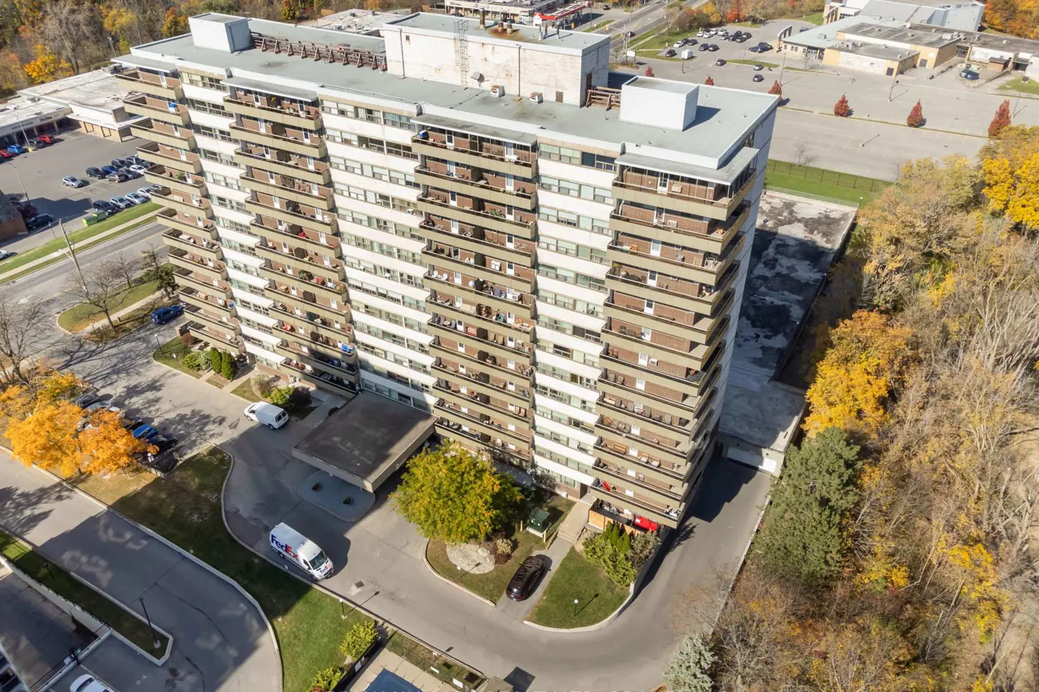 215 Glenridge Avenue 409
