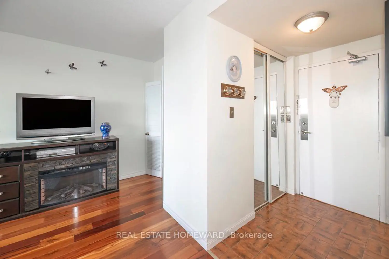 Additional image 2 of 757 Victoria Park Avenue 908