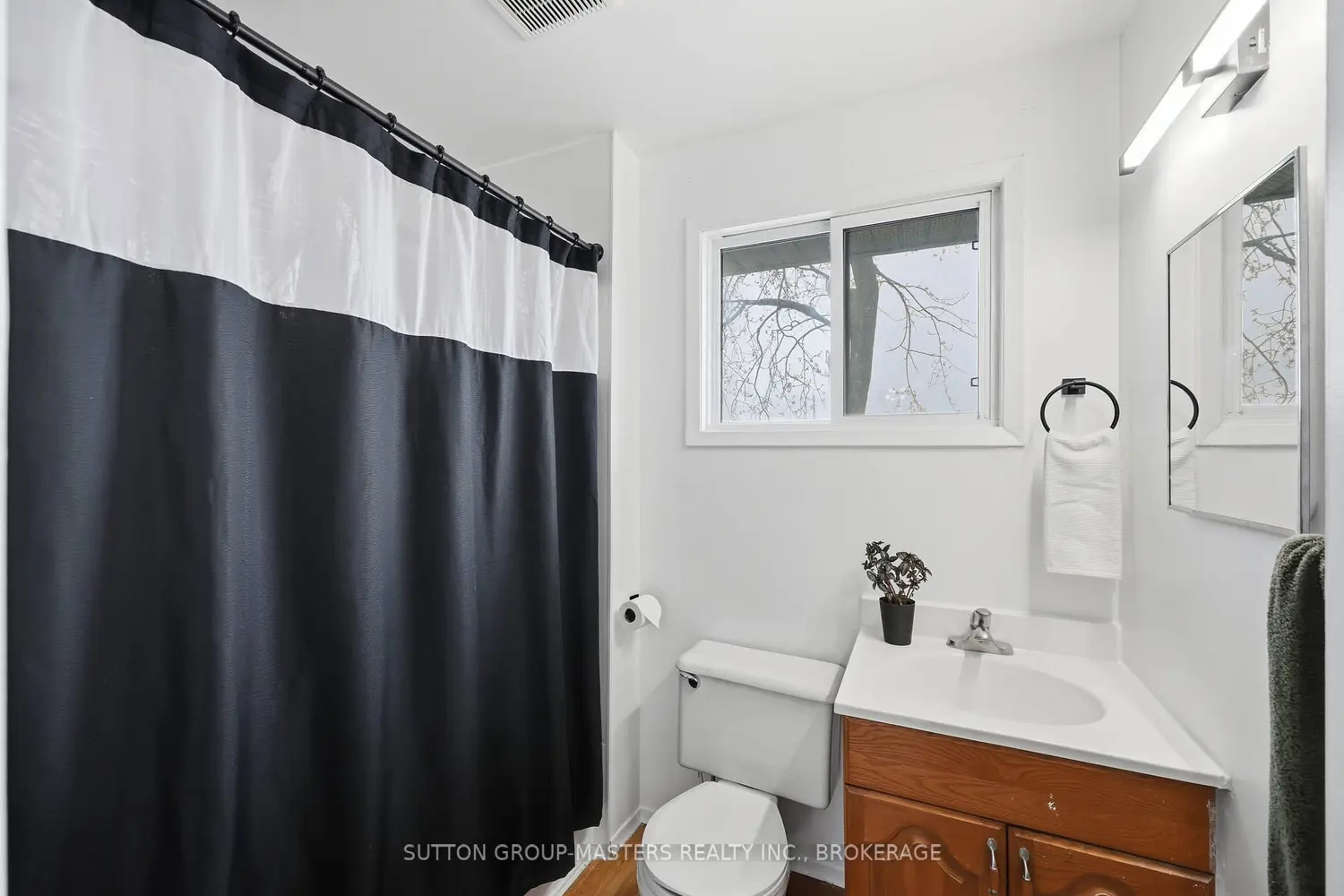 Additional image 12 of 182 Rosemund Crescent