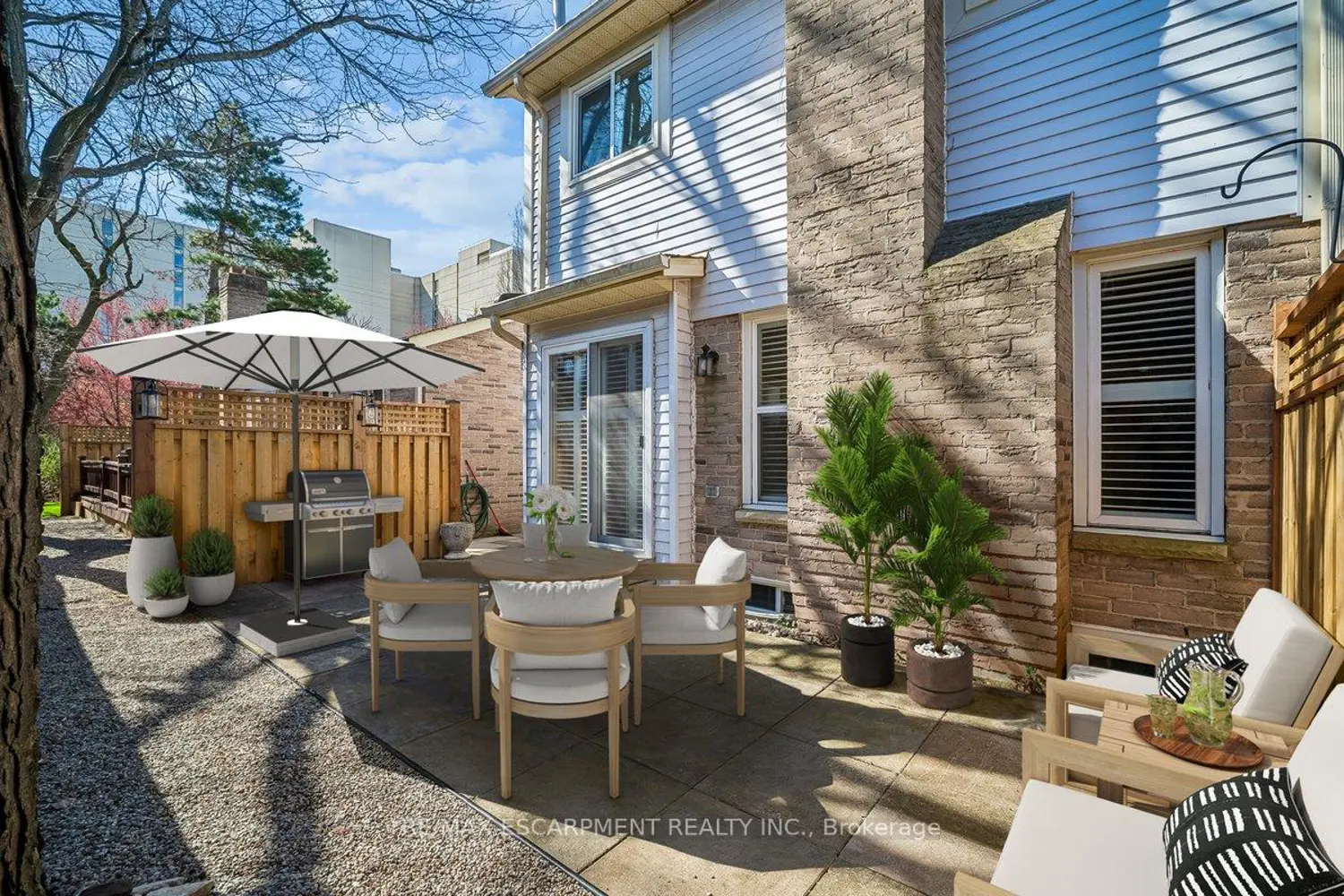 Additional image 17 of 5255 Lakeshore Road 30