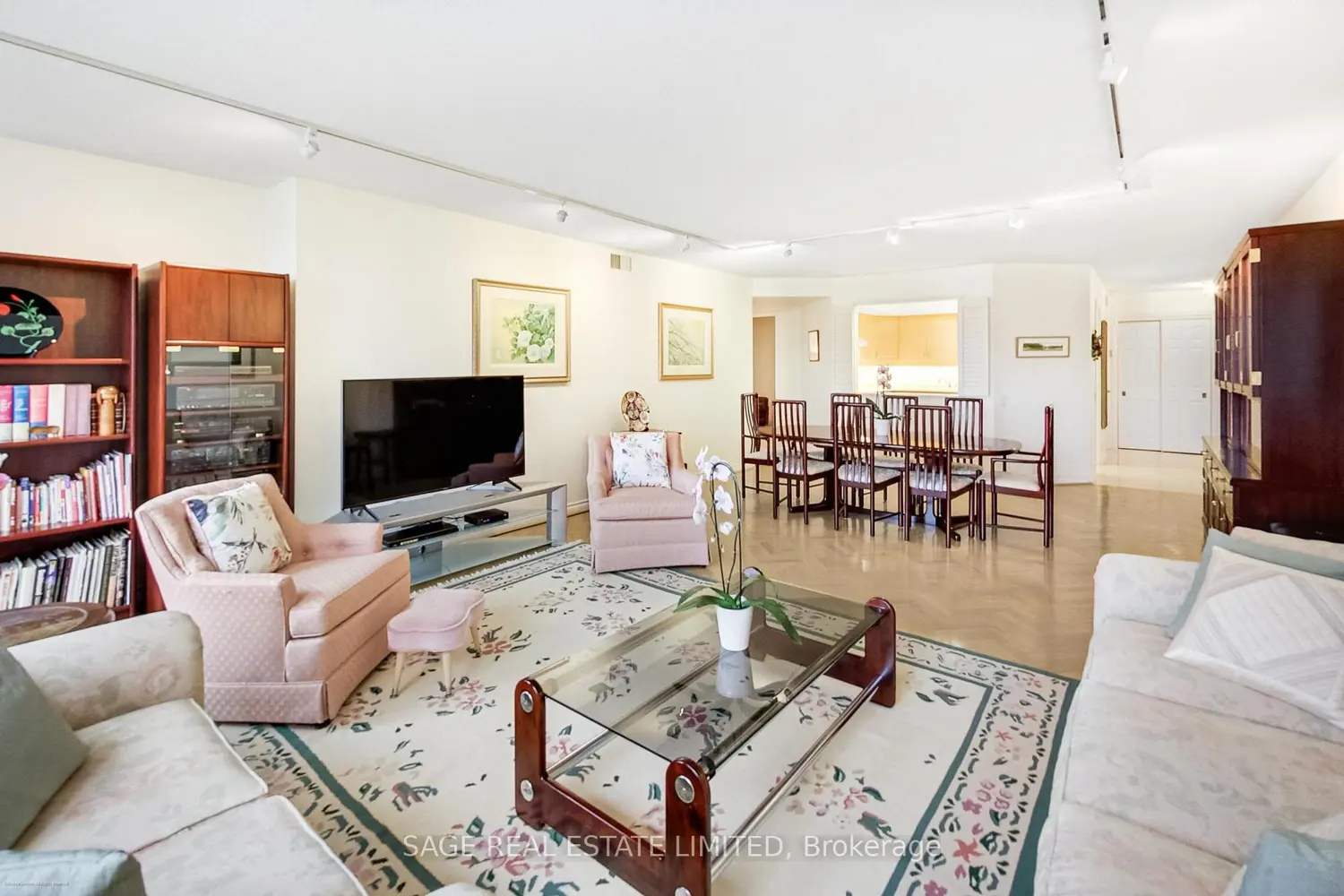 Additional image 8 of 1177 Yonge Street 207