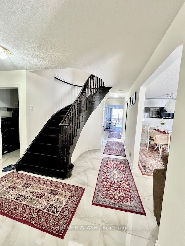 Additional image 3 of 38 Rockford Court, Vaughan, ON, L4J 5H5