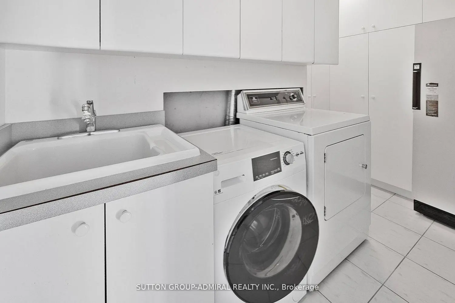 Additional image 7 of 343 Clark Avenue 1402