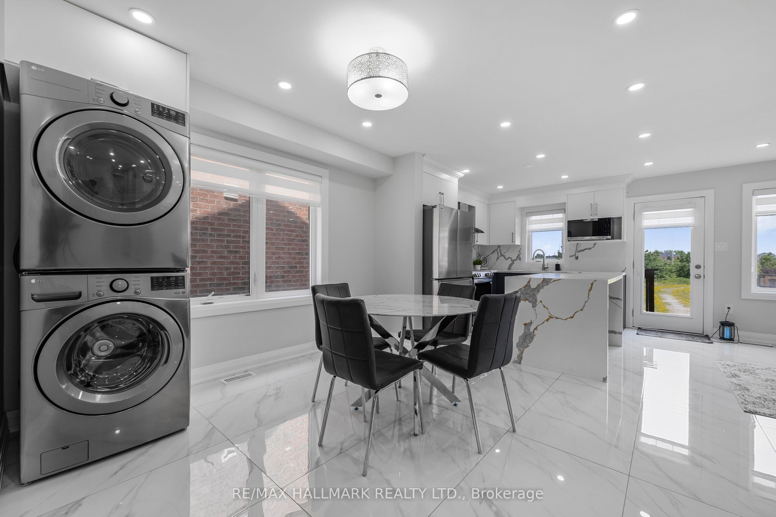 Additional image 5 of 193 Robert Parkinson Drive, Brampton, ON, L7A 0G3