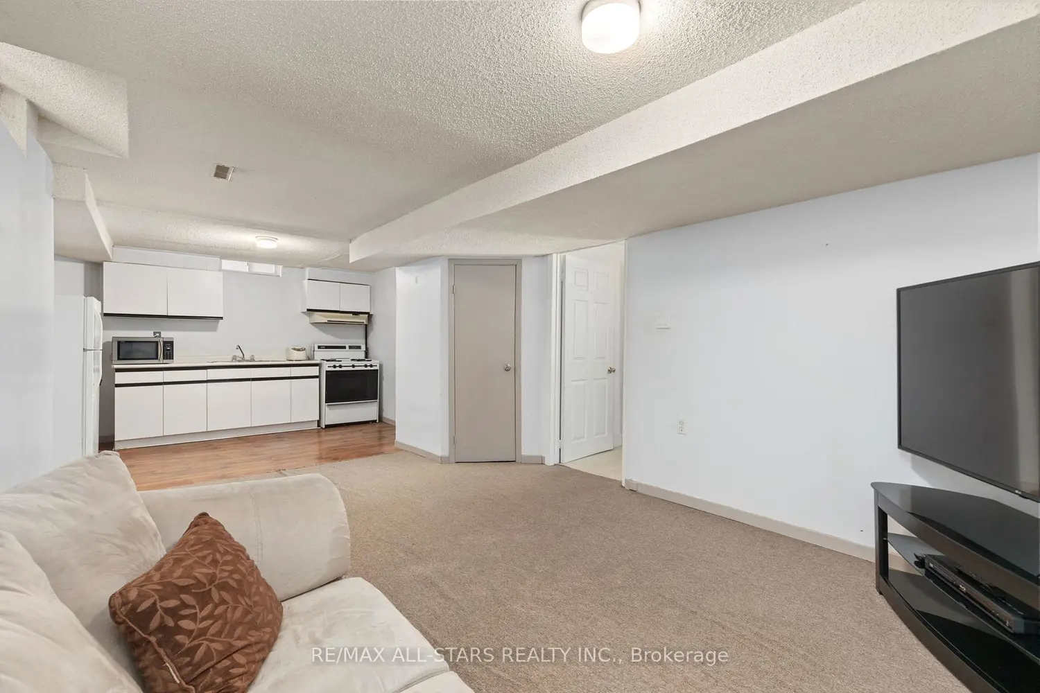 Additional image 14 of 83 John Stiver Crescent