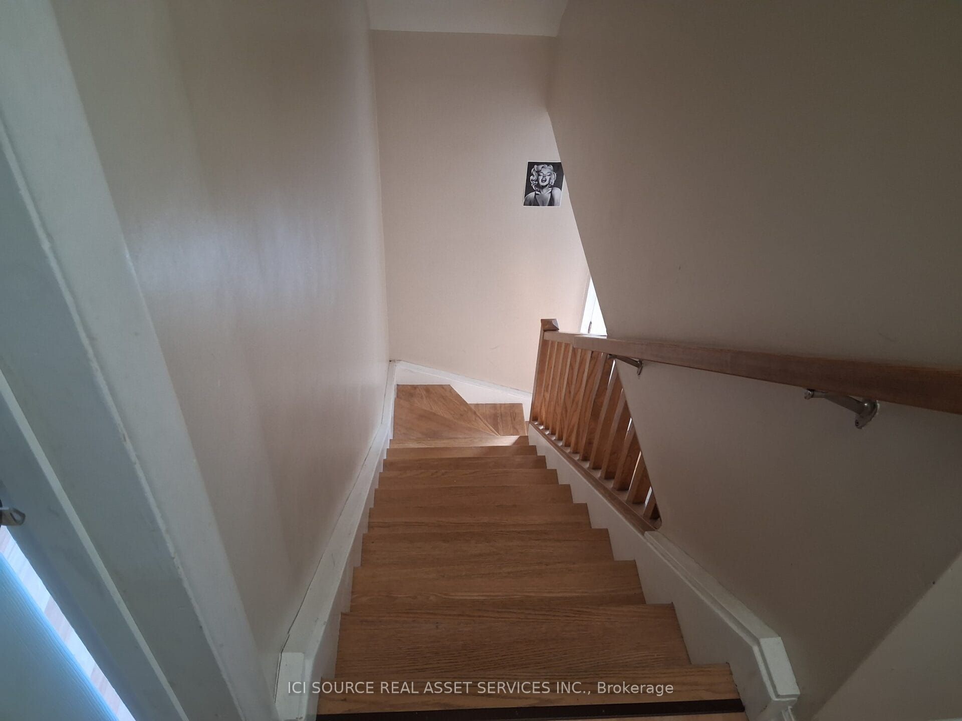 Additional image 2 of 11 Ellington Drive, Toronto, ON, M1R 3X6