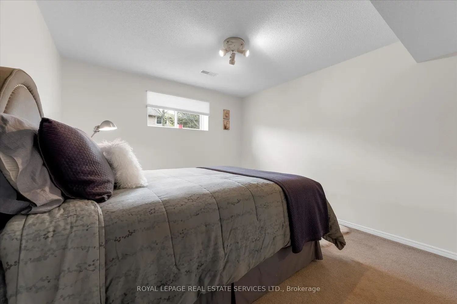 Additional image 13 of 67 Loneoak Crescent