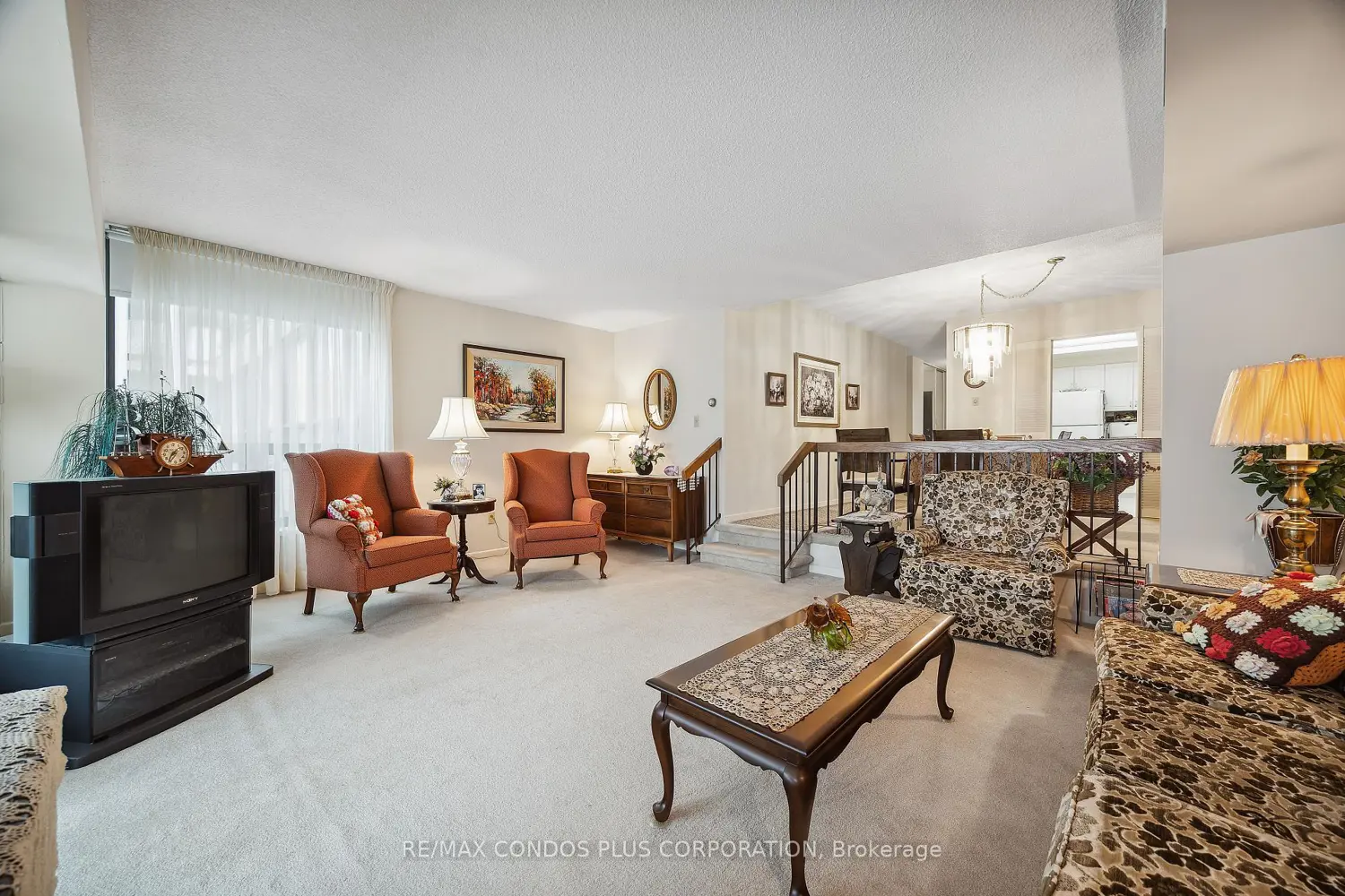 62 Wellesley Street 902