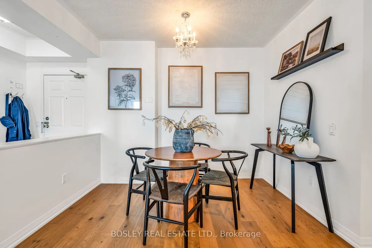 Additional image 7 of 7378 Yonge Street 308