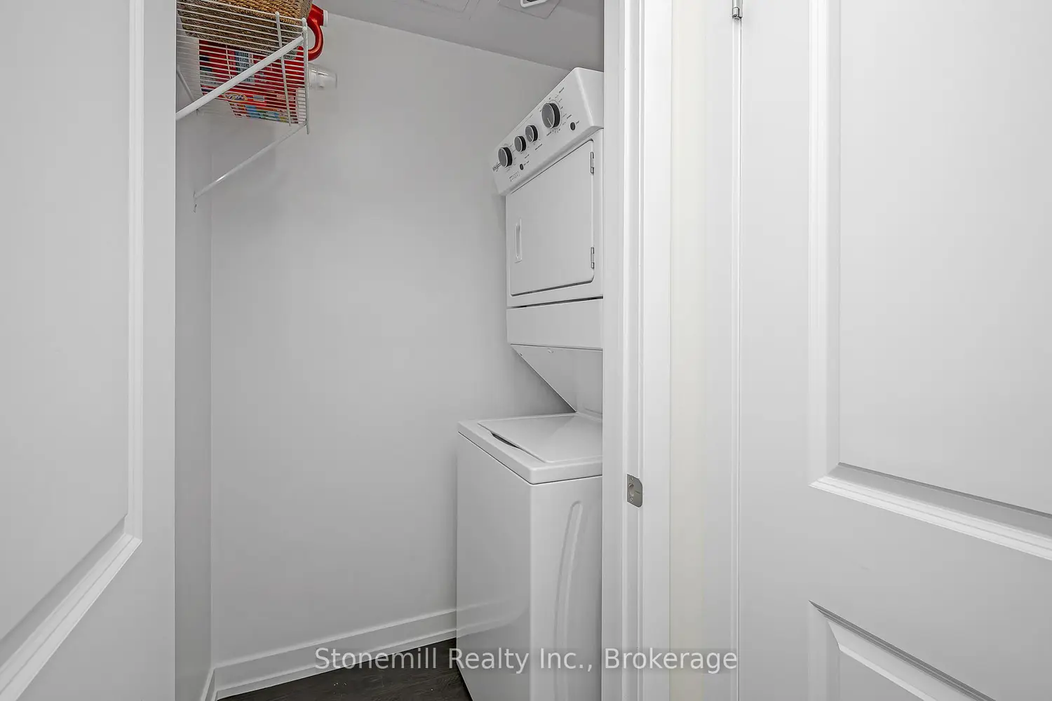 Additional image 10 of 450 Dundas Street 701