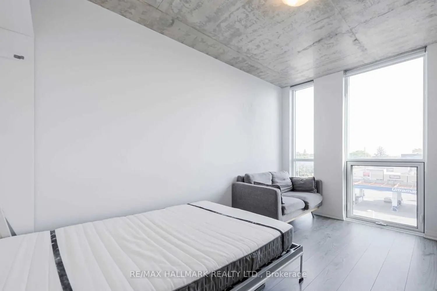 Additional image 7 of 1900 Simcoe Street 436