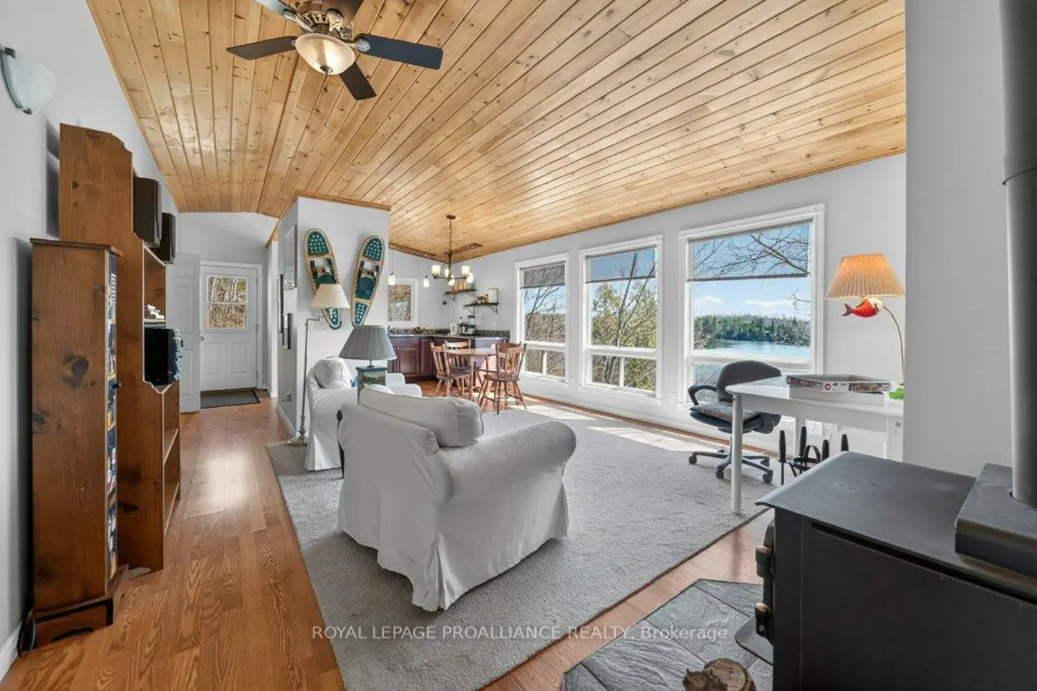 Additional image 19 of 1076 Valley Lane