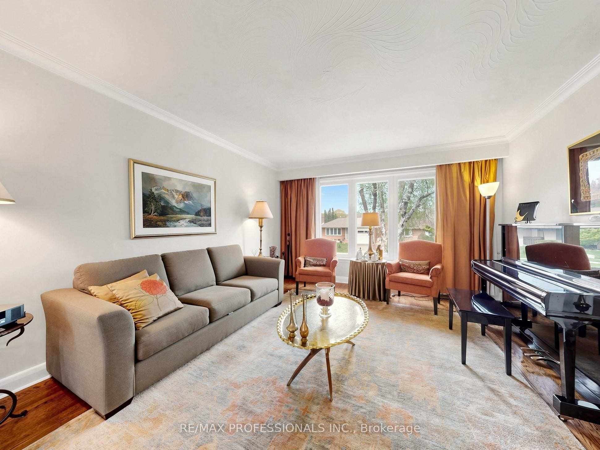 Additional image 3 of 24 Breadner Drive, Toronto, ON, M9R 3M4
