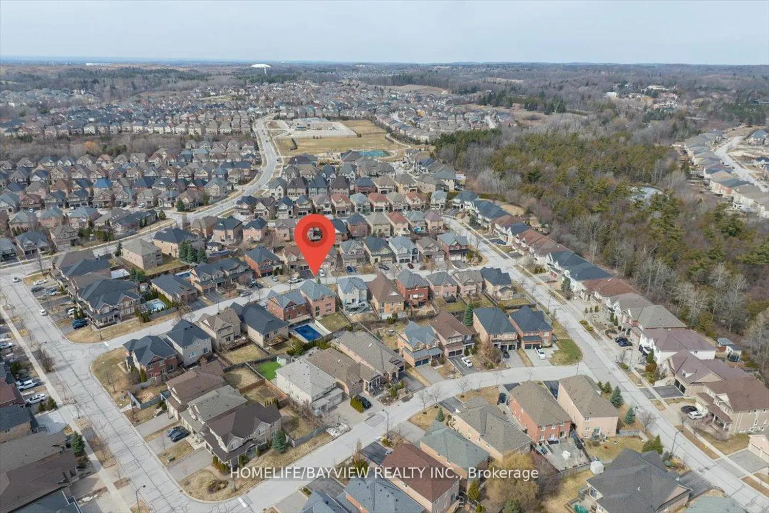 Additional image 2 of 27 Donzi Lane