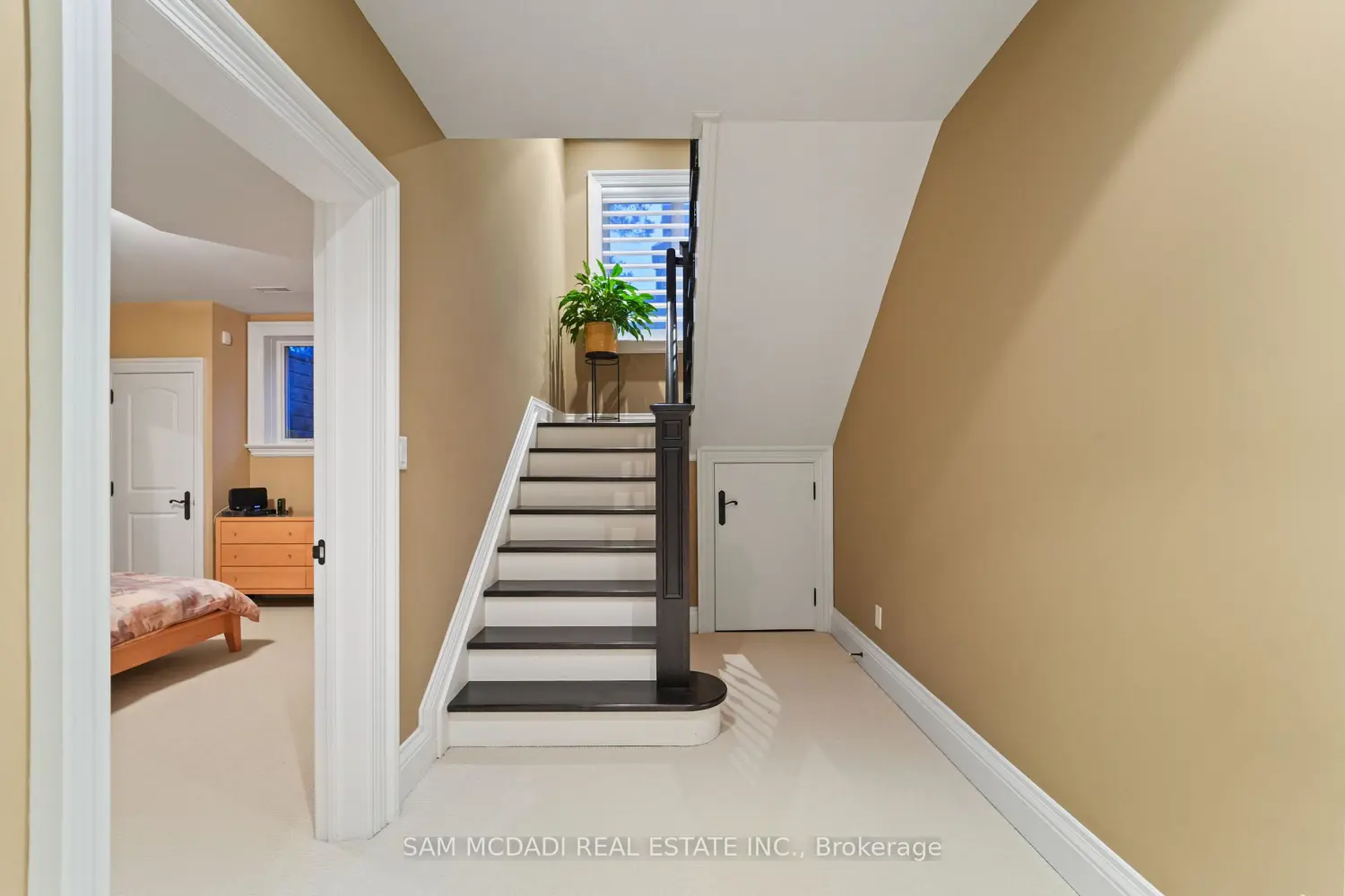 Additional image 10 of 1286 Woodeden Drive
