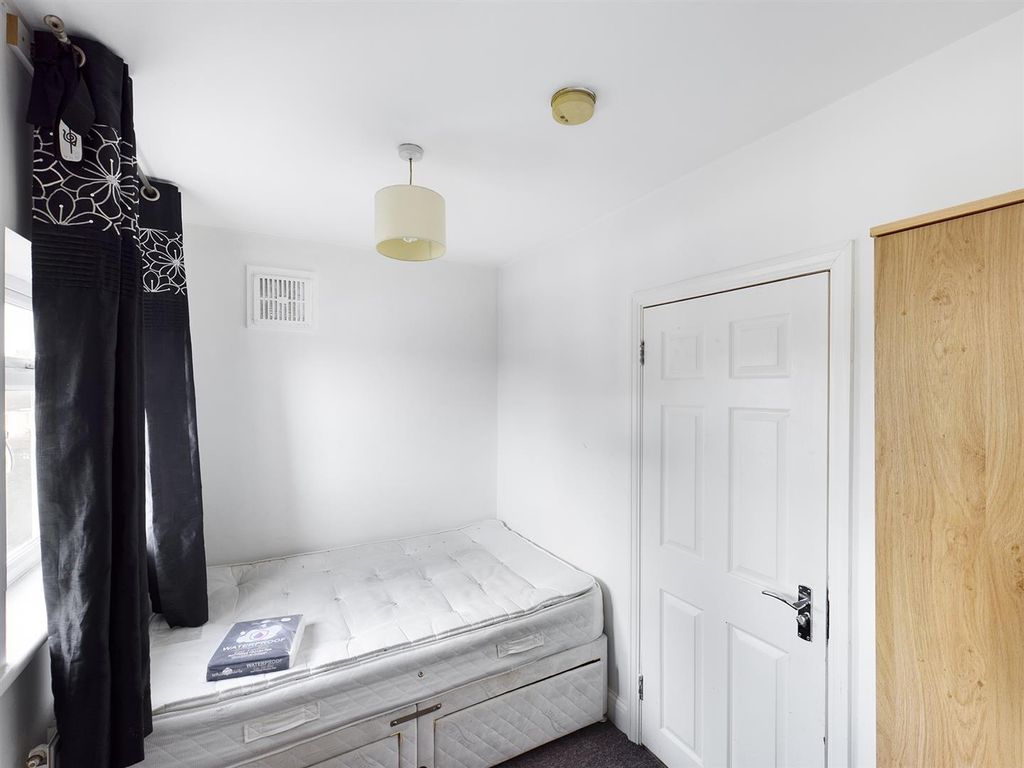 Additional image 5 of 6 bed shared accommodation to rentMedmerry Hill, Brighton BN2