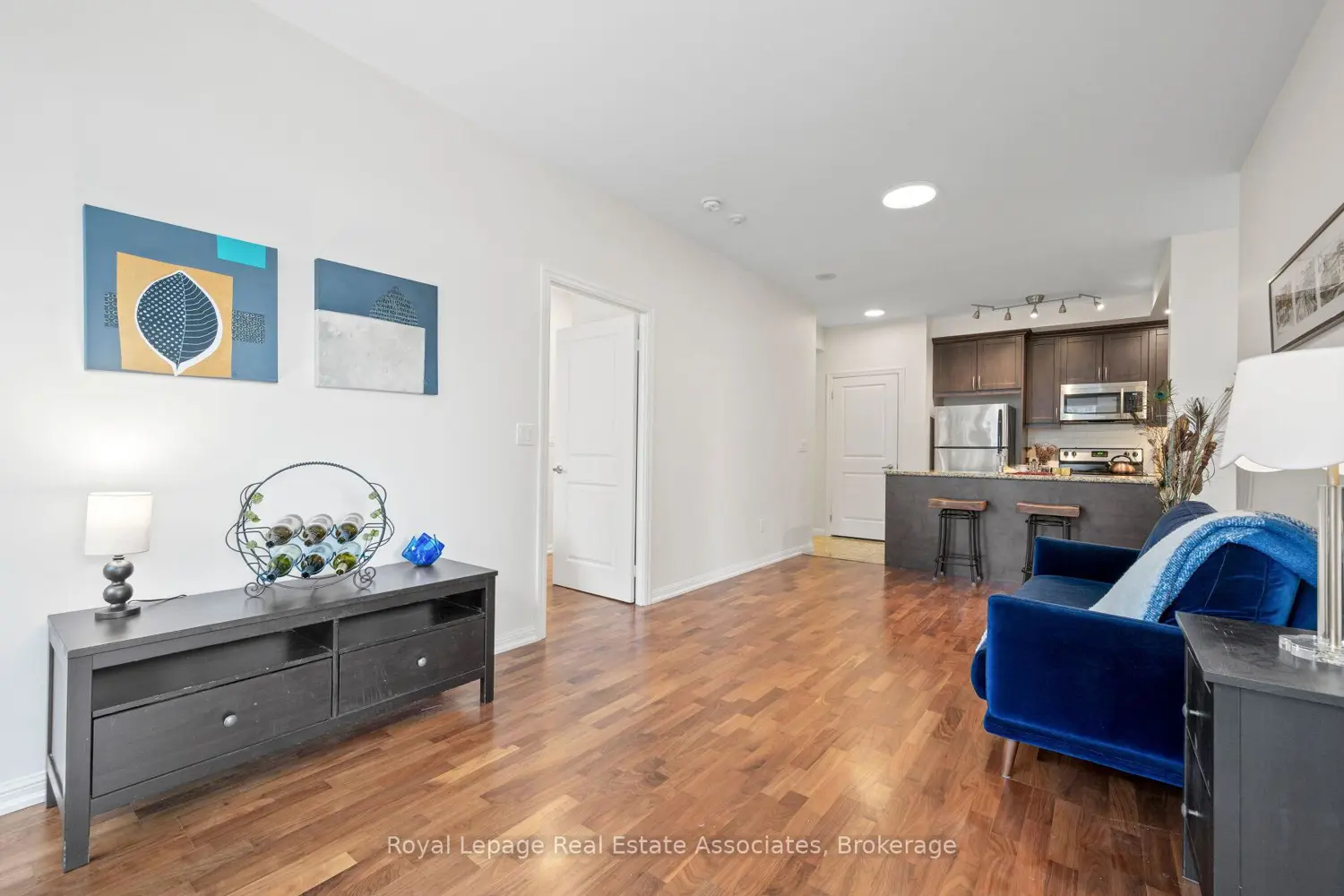 Additional image 6 of 21 Grand Magazine Street 908