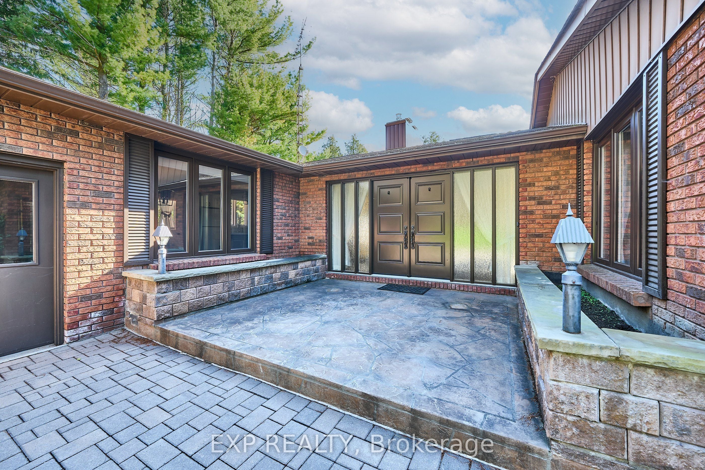 Additional image 5 of 7985 Cedarbrook Trail, Whitby, ON, L1M 1L9