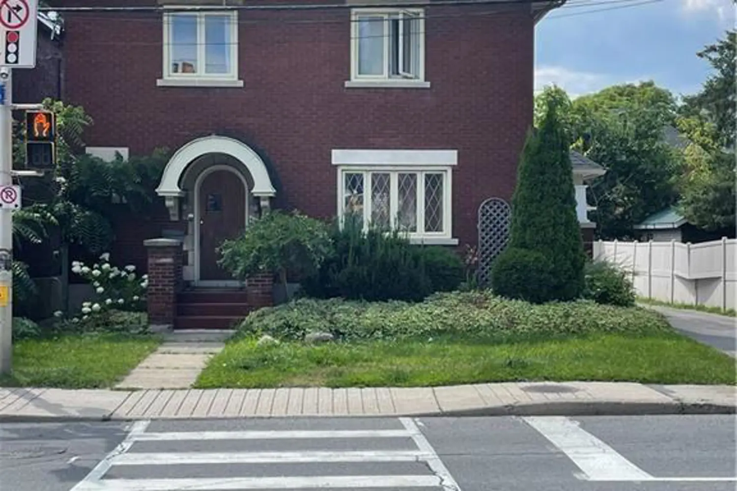 Additional image 13 of 444 Parkdale Avenue