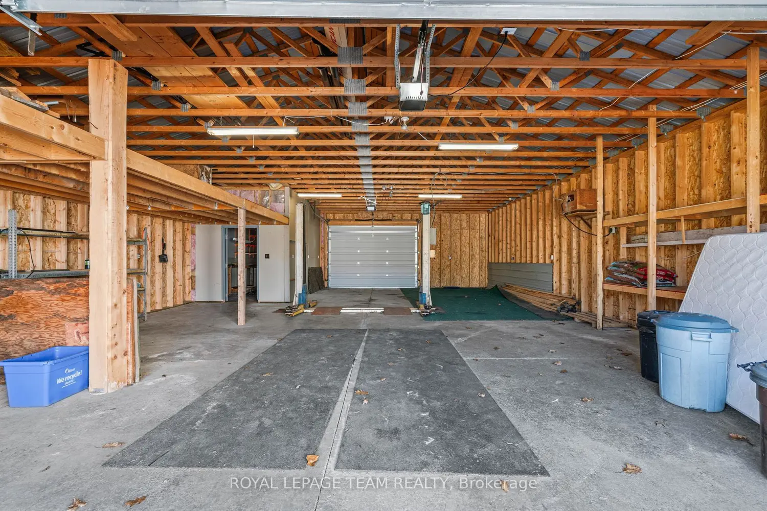 Additional image 16 of 12106 Lakeshore Drive