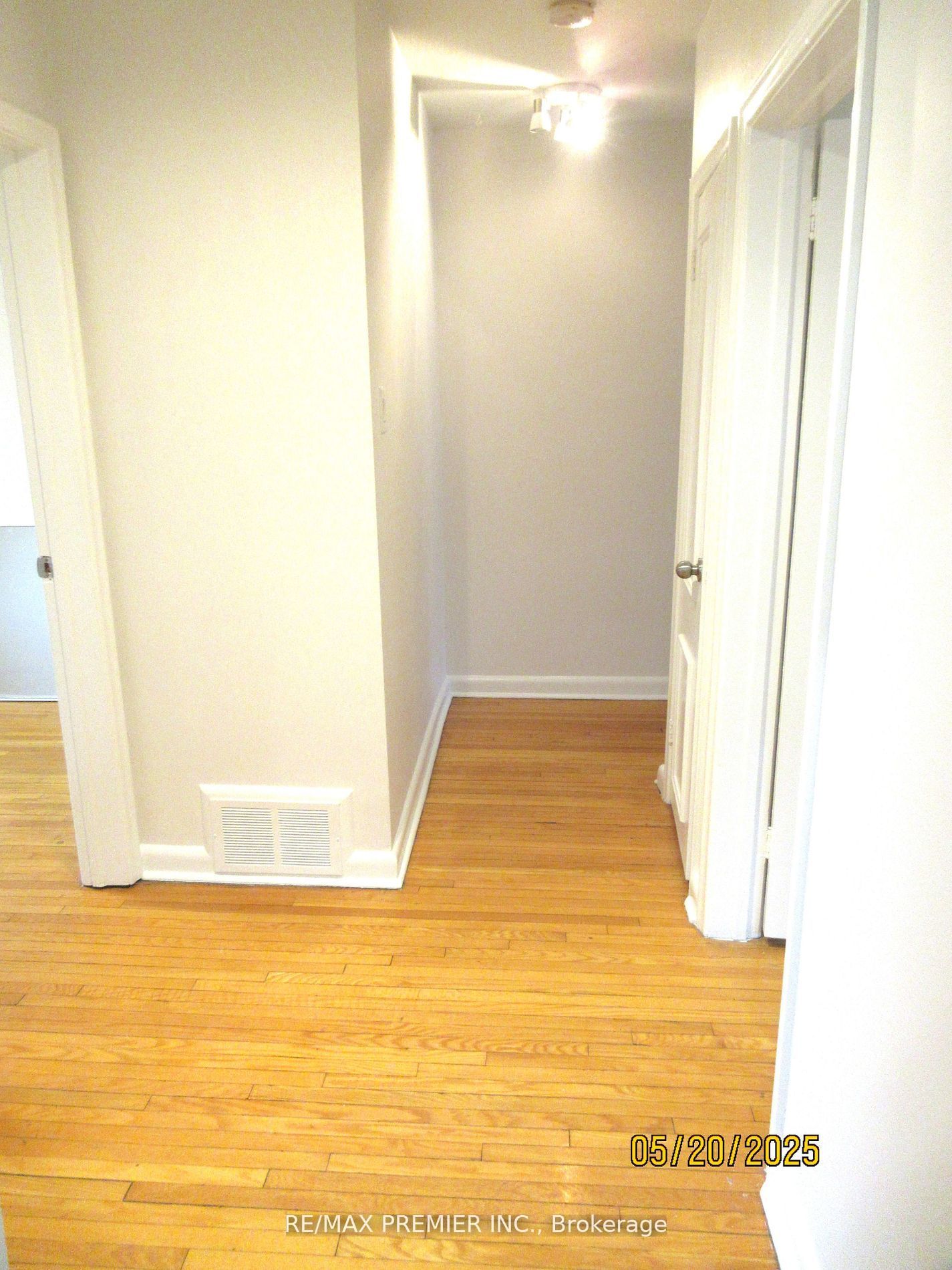 Additional image 5 of 100 Snowood Court, Toronto, ON, M3N 1E8