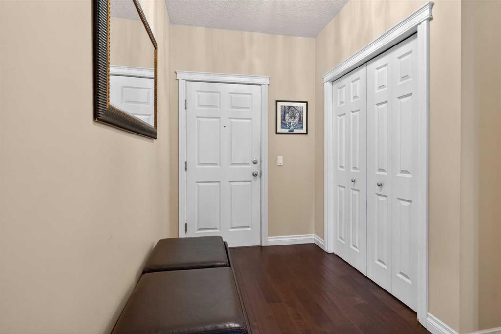 Additional image 3 of 7305-14 Hemlock Crescent SW, Calgary, AB, T3C 2Z1