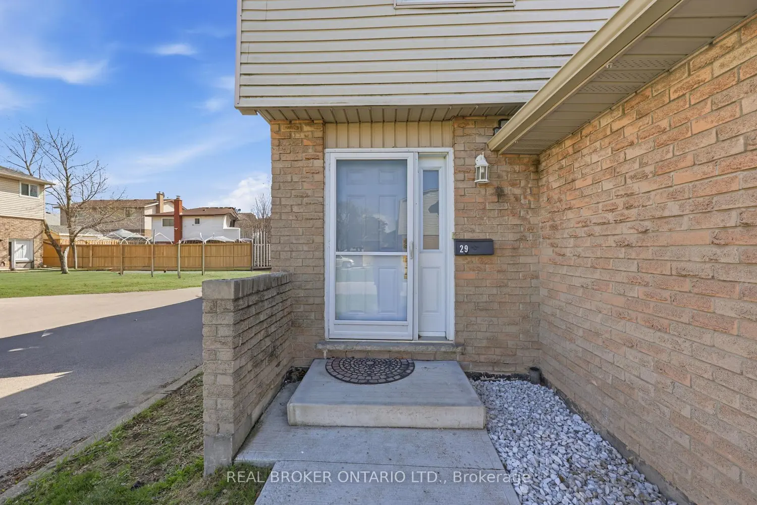 Additional image 13 of 262 Kenora Avenue 29
