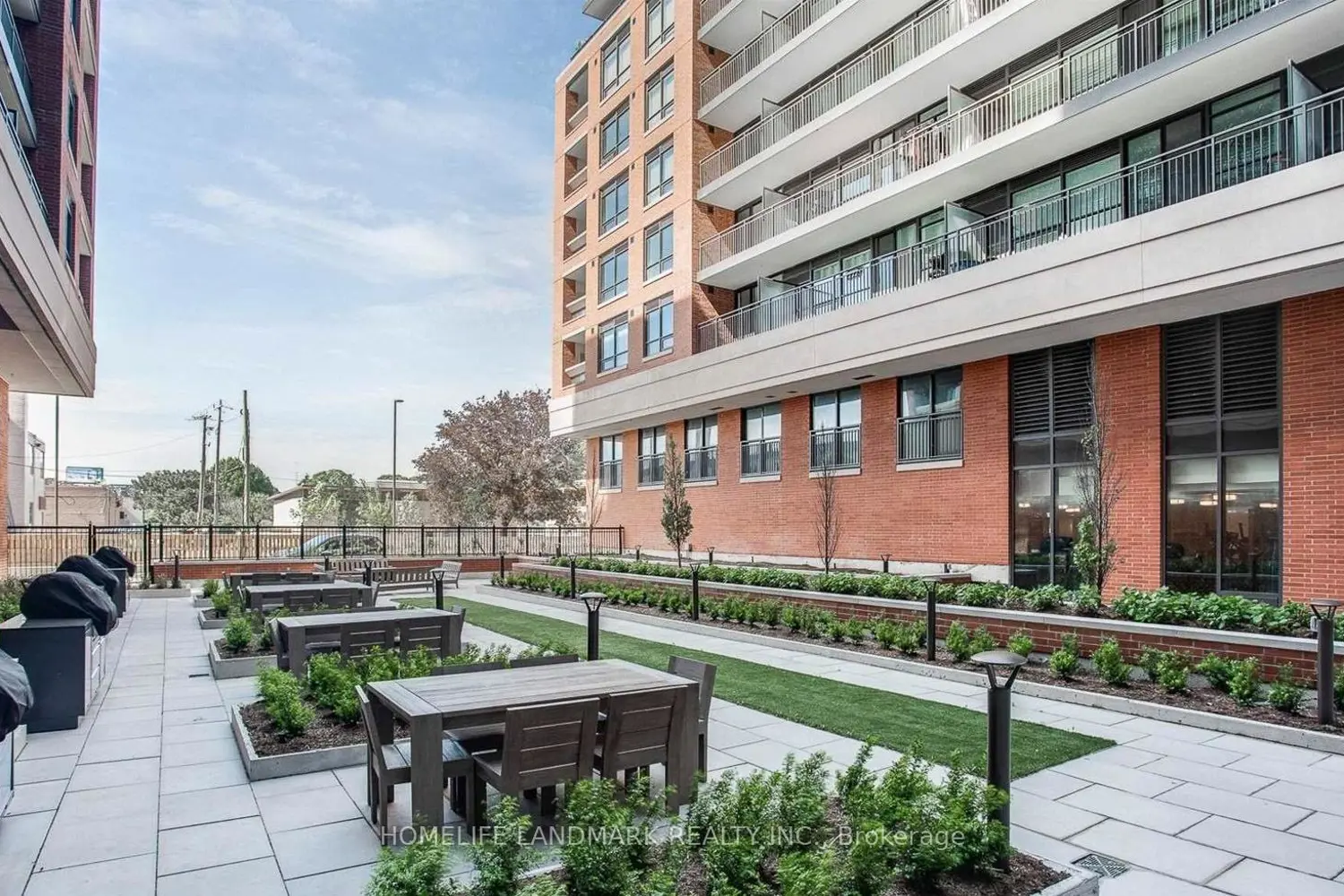 Additional image 17 of 3091 Dufferin Street 208