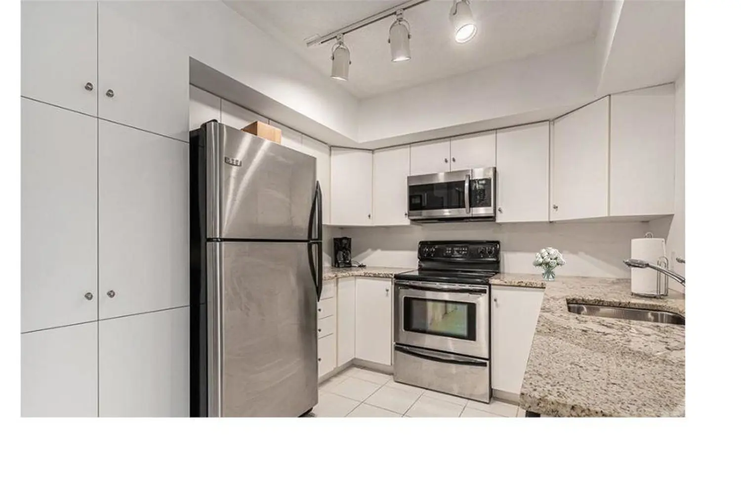 Additional image 5 of 138 Somerset Street 1112