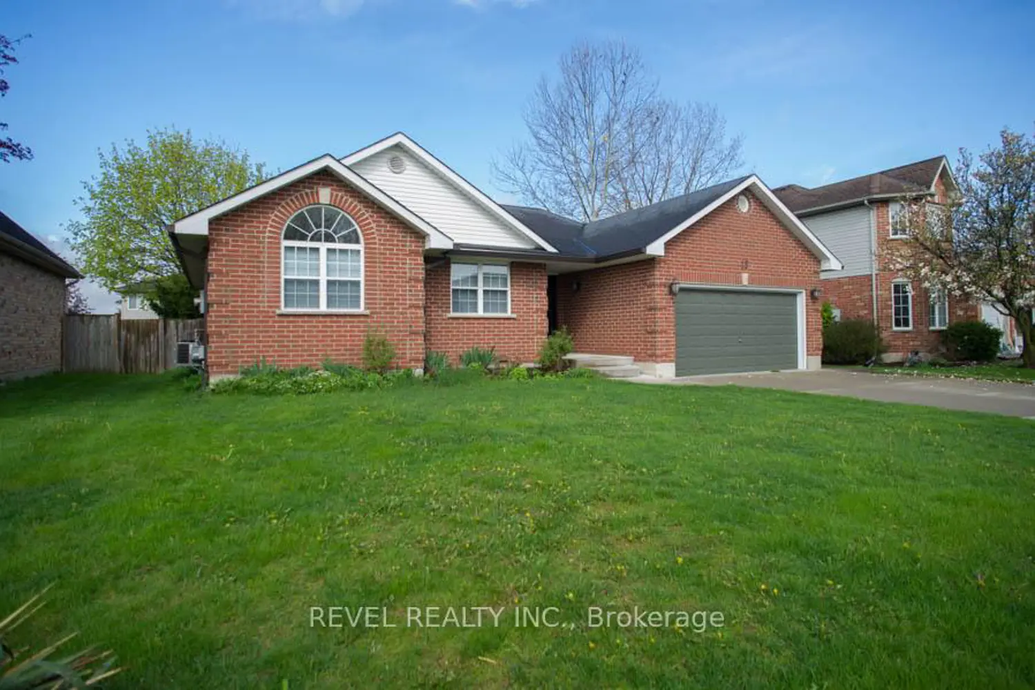Additional image 3 of 15 Dogwood Drive