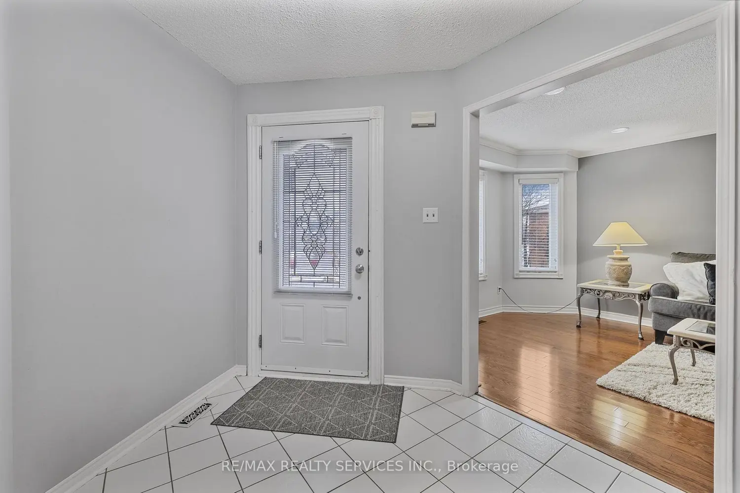 24 Royal Valley Drive photo 2